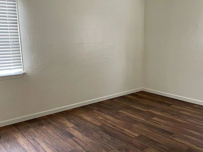 2613 Dina Way — Photo 5