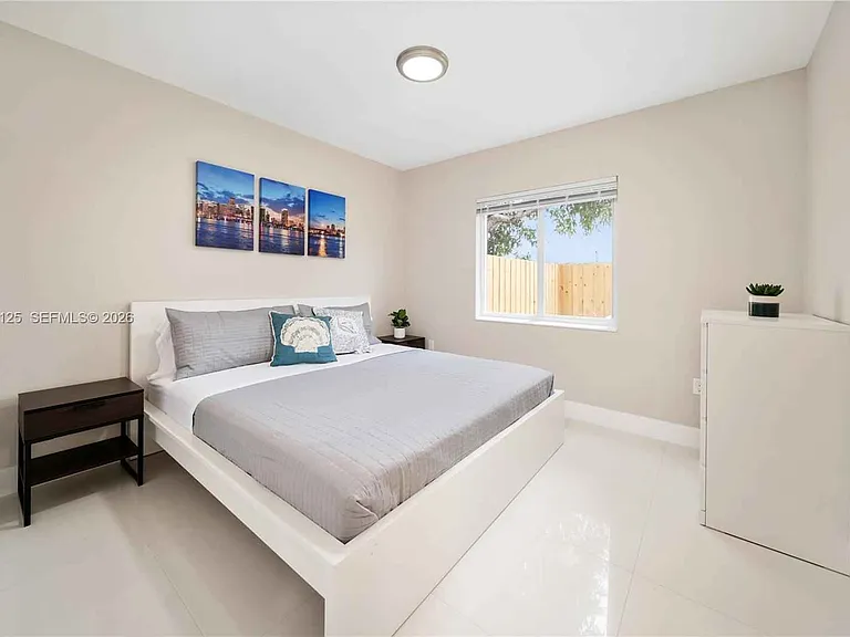 1770 NW 55th St #1770 — Photo 7