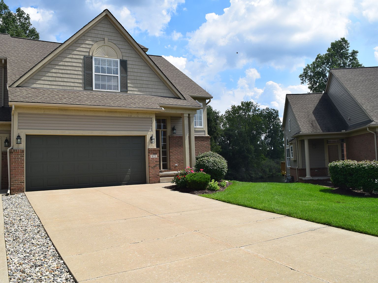 971 Sloane Ct 1, White Lake, MI 48386 Zillow