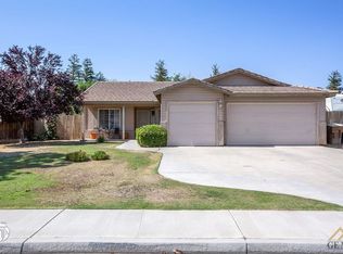 5600 Lombardy Ct, Bakersfield, CA 93308