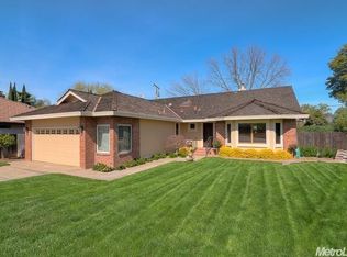 7525 Willowview Ct, Fair Oaks, CA