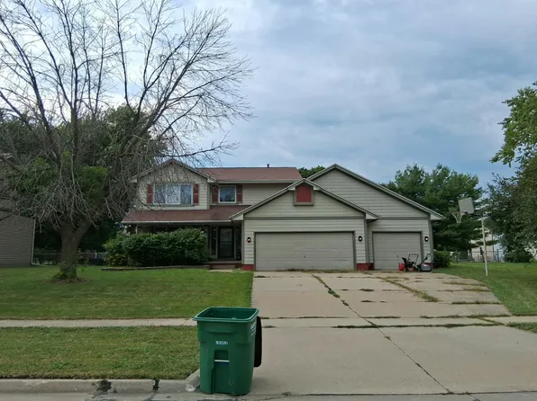 400 SW Maplewood Dr, Grimes, IA 50111