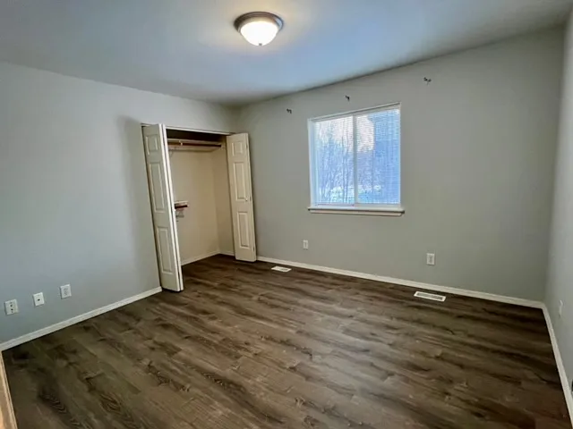 2231 N Northway Ln #1 — Photo 9