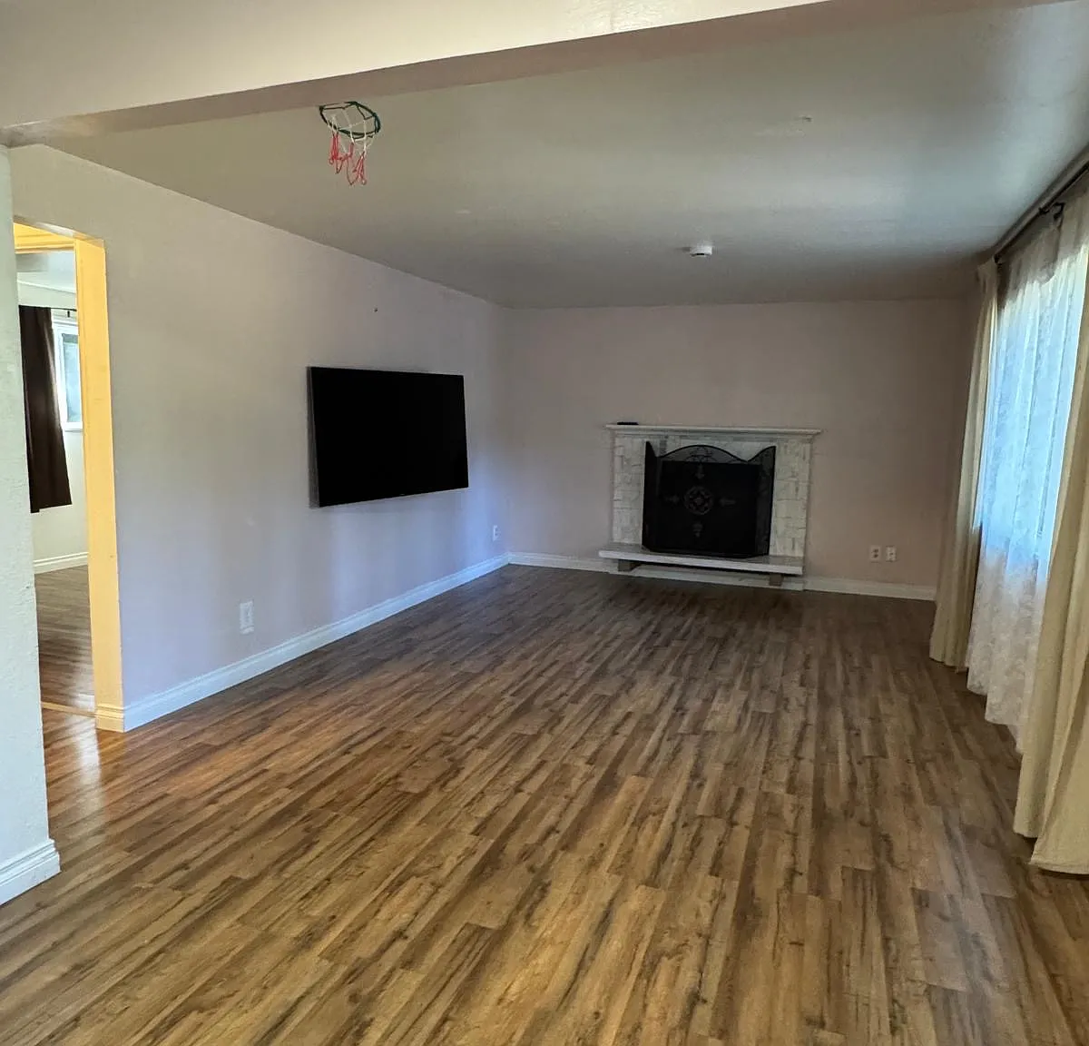 2 bed, 1620 sqft, $2,990 — Photo 4