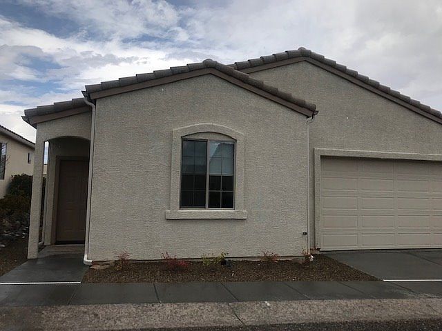 1st image of 1680 Mariposa Dr