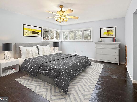 4th image of 221 Renfrew Ave