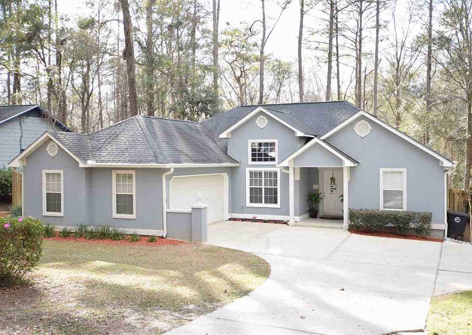 1st image of 8640 Oak Forest Trl