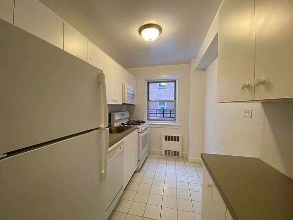 3rd image of 82-24 135th St #3F
