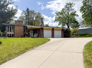 600 Toogood Ct SW, Rochester, MN 55902