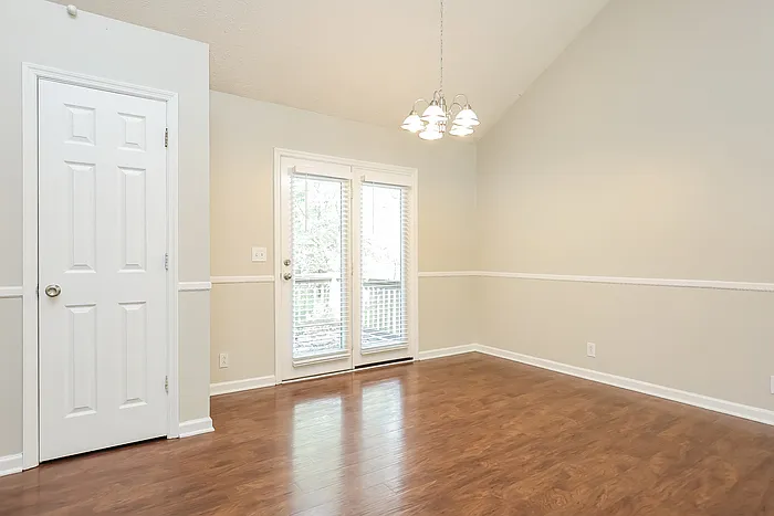 309 Timberglen Dr — Photo 7