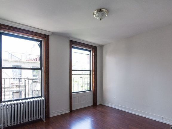 5th image of 217 E 83rd St #5A1