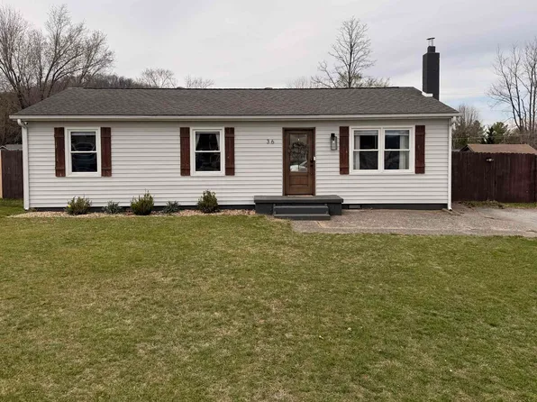 36 Buckboard Rd, Waynesboro, VA 22980