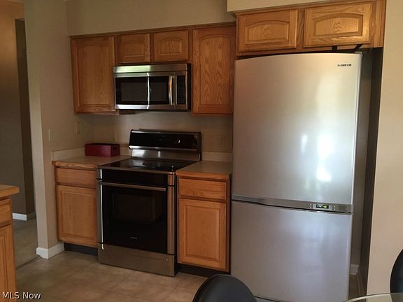 5th image of 2154 Thornbury Ln SW