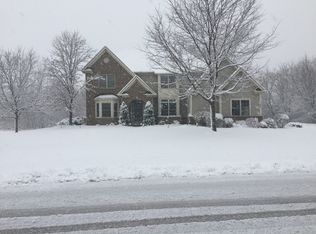 6875 Longmoor Dr, Crystal Lake, IL 60014