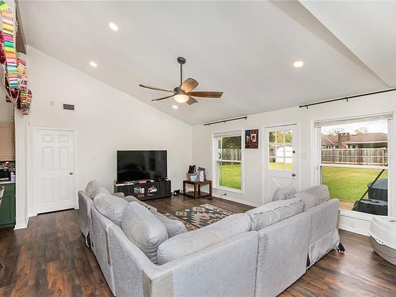 5th image of 6208 Cottage Hill Rd