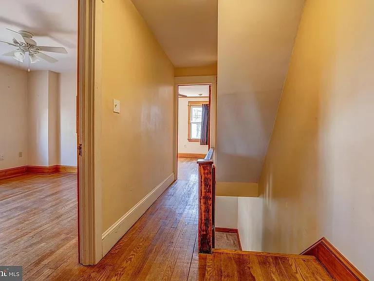 58 N Elmwood Ave — Photo 9