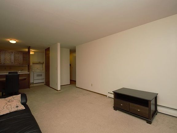 4th image of 4029 14th Ave S APT 7G