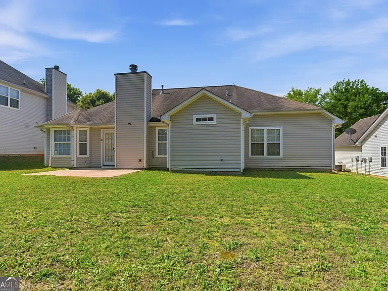 5420 Yellow Pine Dr — Photo 22