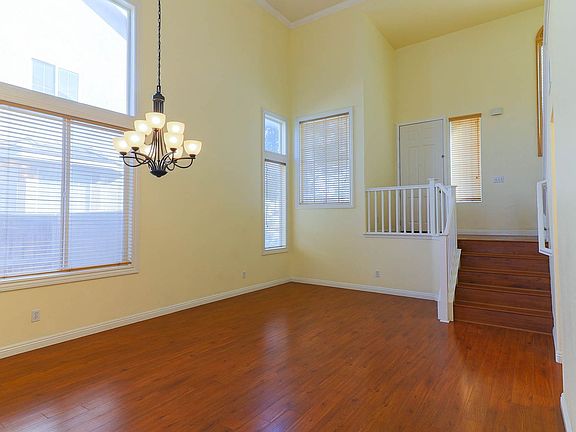 4th image of 7663 Windflower Ct