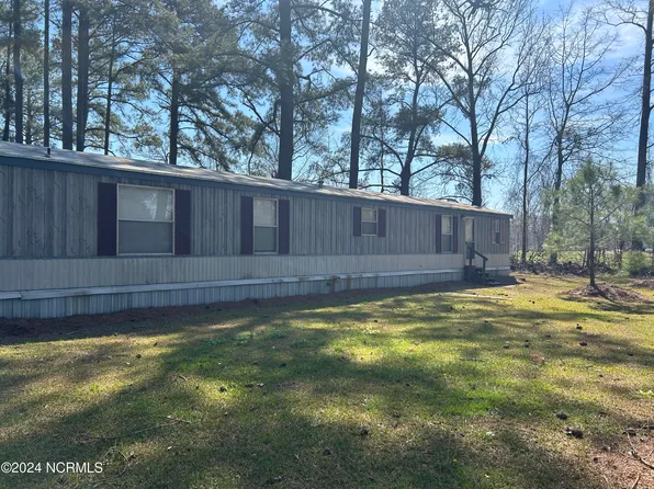 4639 Cal Jones Road, Ayden, NC 28513