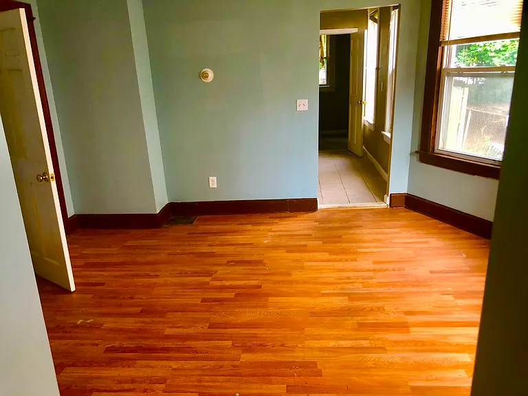 504-506 Wilmot Ave #1 — Photo 11