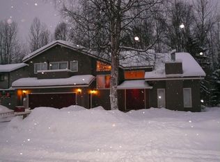 2351 Foxhall Dr, Anchorage, AK 99504