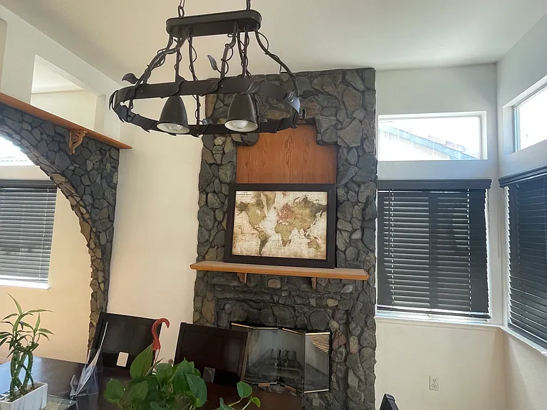 2611 Gemstone Ave — Photo 9