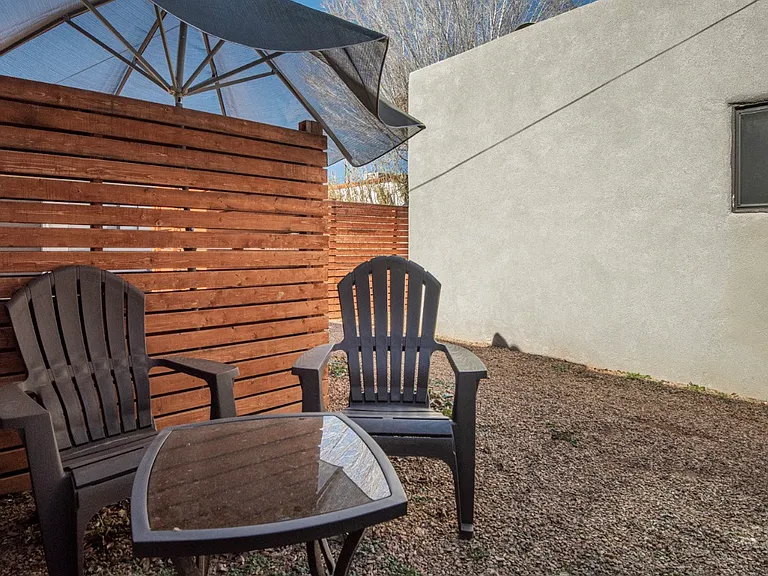 204 Richmond Dr SE #B — Photo 10