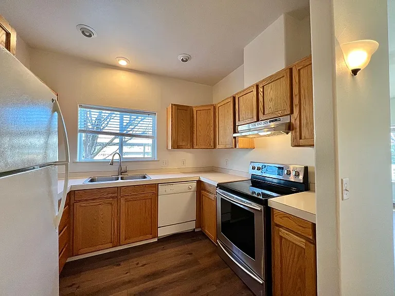 1540 Pueblo Ave #A-N — Photo 6