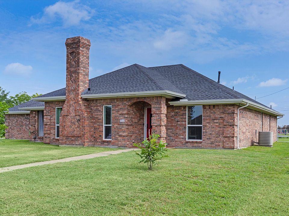 1st image of 2112 Meadowview Dr