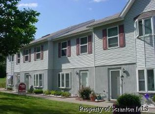 6 Bald Mountain Rd, Scranton, PA 18504