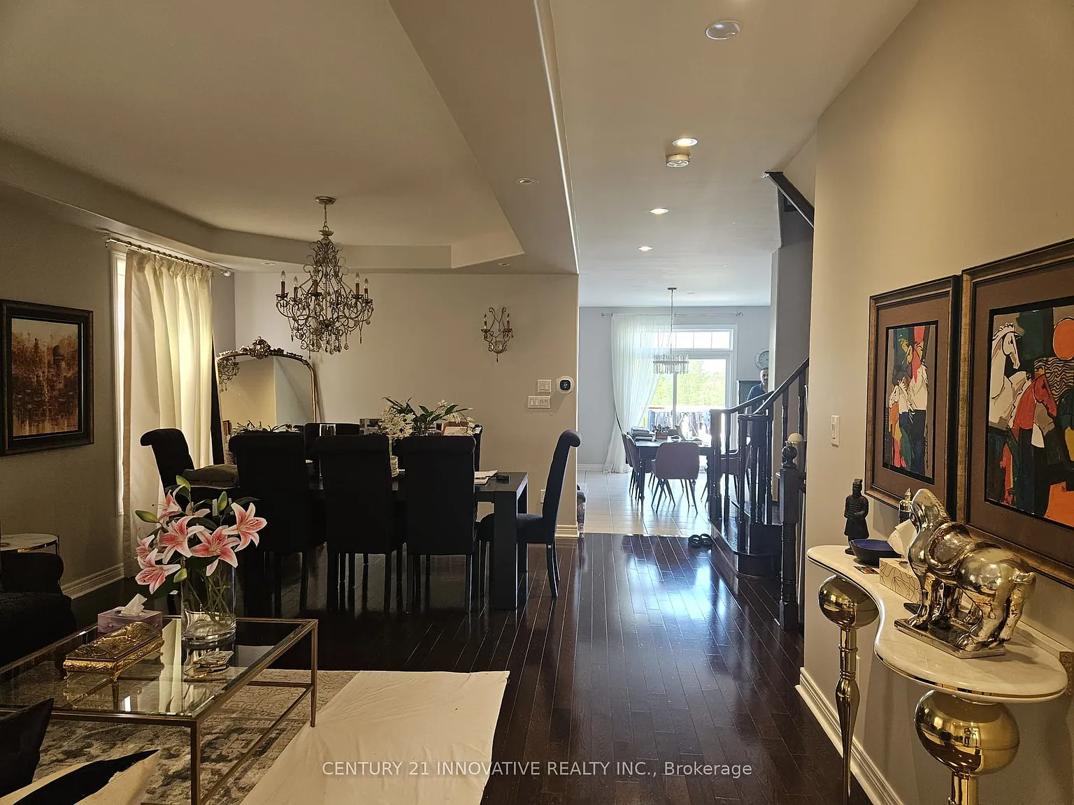 4 bed, $5,200 — Photo 2