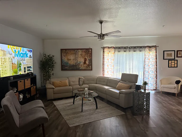 10103 Willow Grove Ct — Photo 2