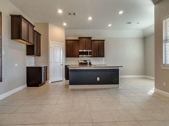 4th image of 11112 Cobalt Dr