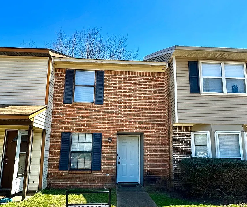 121 Brian Ct