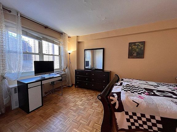 3rd image of 2930 W 5th St APT 12M