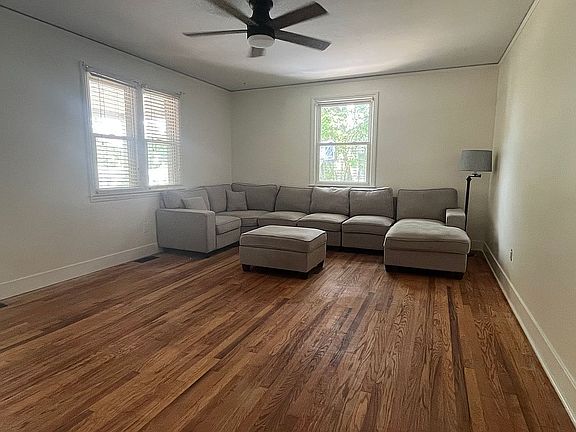 5th image of 309 Lamar Ave