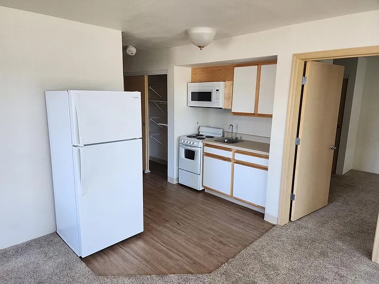 5900 Canyon View Dr — Photo 21