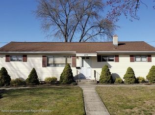 275 Middle Rd, Hazlet, NJ 07730