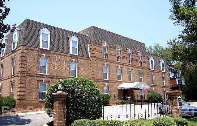 1st image of 300 N Fulton St APT 22