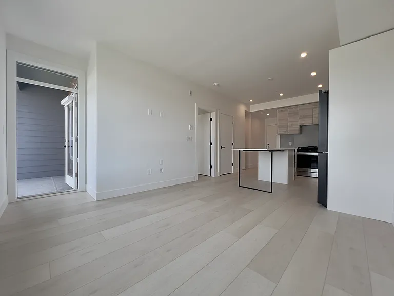 30490 Cardinal Ave #507 — Photo 5