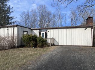 218 Hillside Dr, West Jefferson, NC 28694