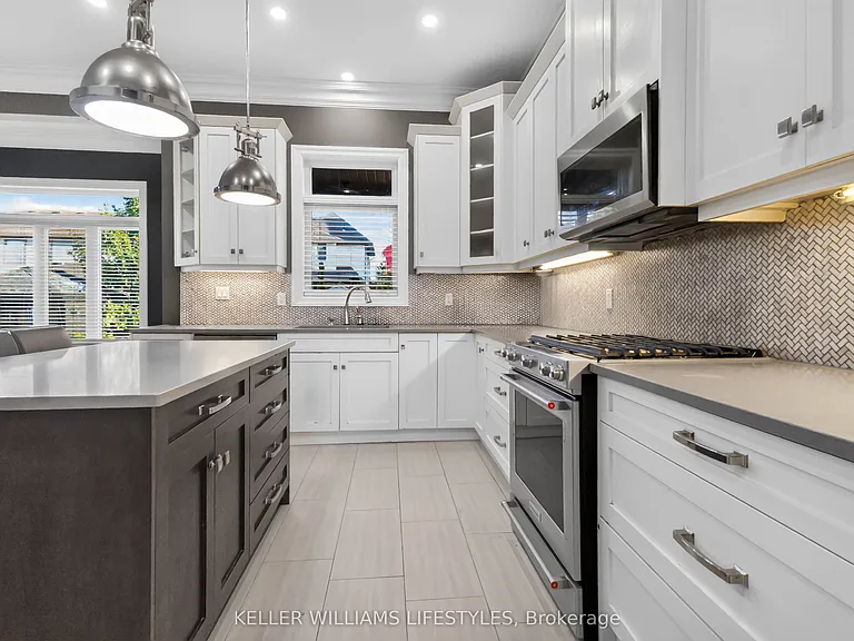 158 Acton St — Photo 17