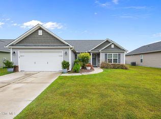 206 Craftsman Dr, New Bern, NC 28562