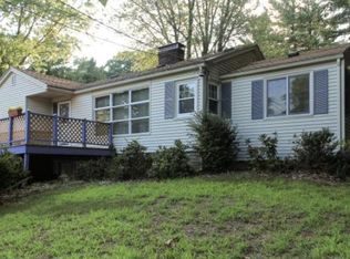 72 Chester Rd, Derry, NH 03038