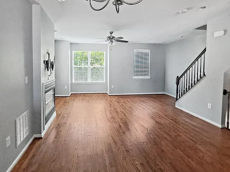 1701 Walcott Ln — Photo 6