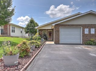 929 Cornerstone Ct, Kingsport, TN 37660