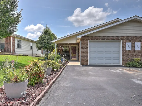 929 Cornerstone Ct, Kingsport, TN 37660