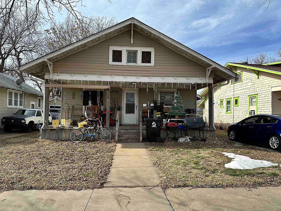 1st image of 228 S Phillips Ave