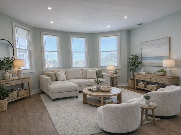 178 Wallington Ave Floor 2